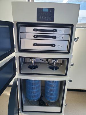 700W Laser Fume Extractor 750 M3 / H مع نظام النفخ الخلفي